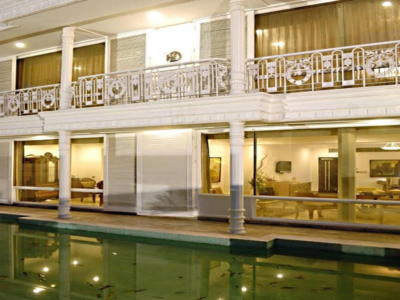 Diplomat, Chanakyapuri New Delhi- A Boutique Hotel Exterior photo
