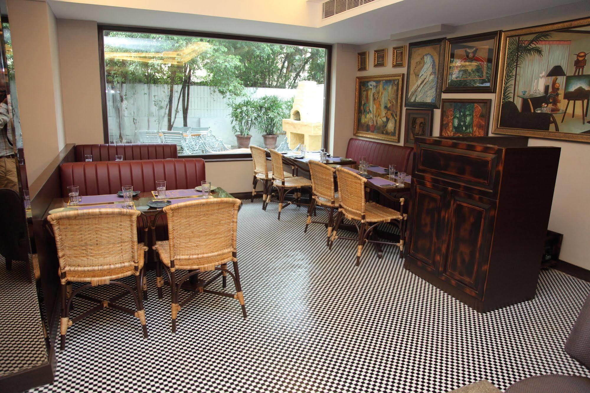 Diplomat, Chanakyapuri New Delhi- A Boutique Hotel Exterior photo
